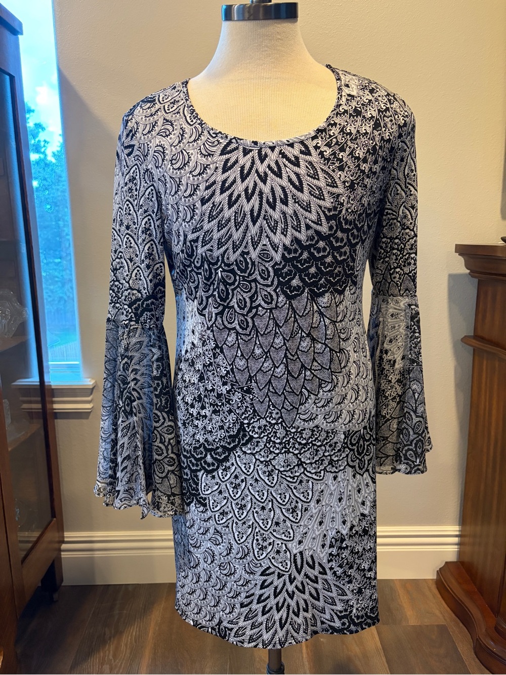 Women’s  Midi Dress XL